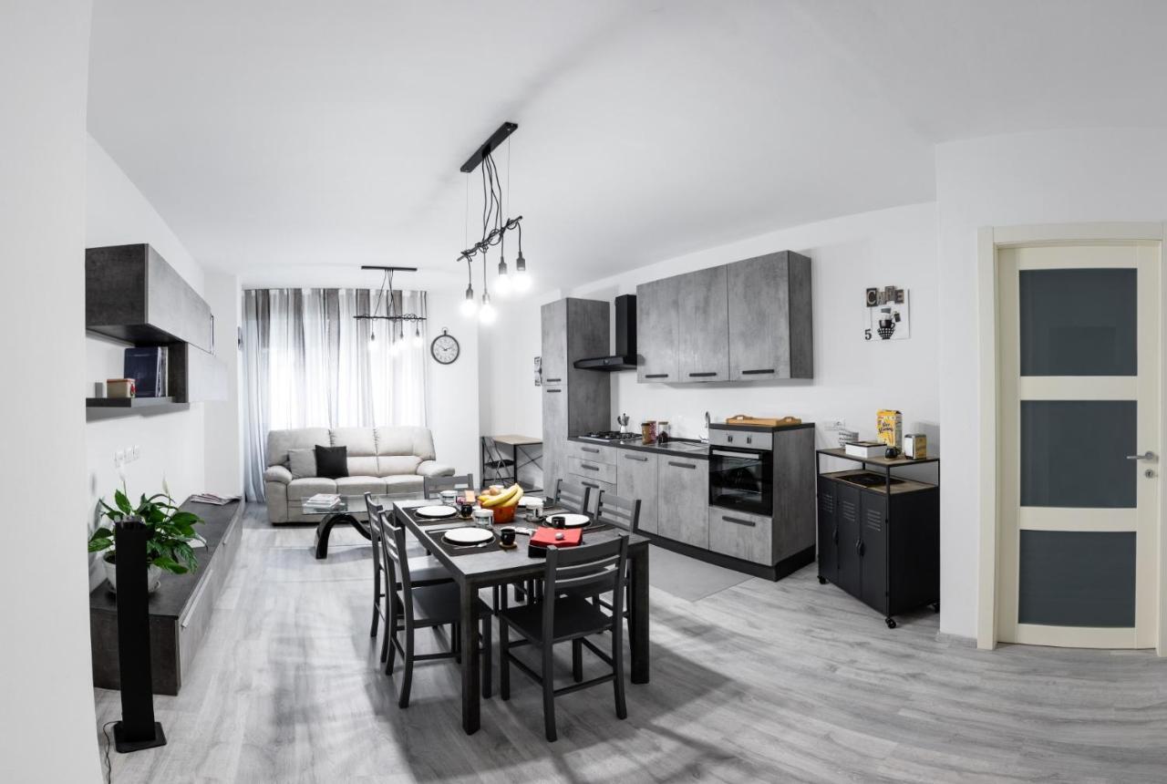 B&B Dal Moro 손드리오 외부 사진